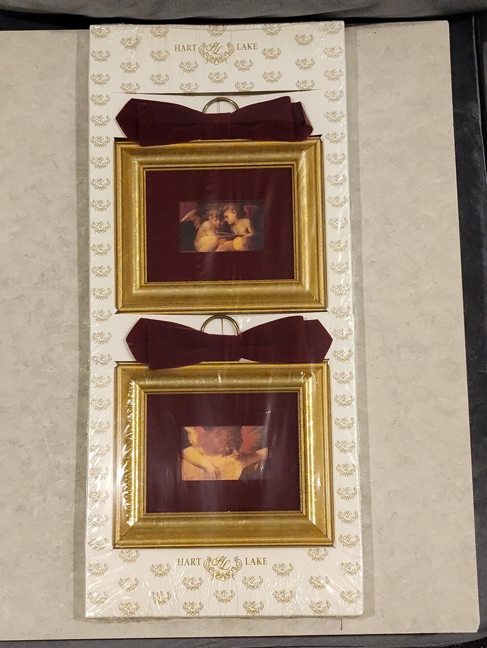 BRAND NEW HEARTS & LAKES VINTAGE DOUBLE PACK OF PICTURE FRAMES Gold & Burgundy